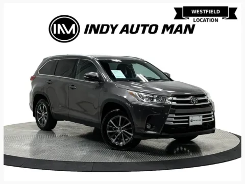 Gray 2019 Toyota Highlander XLE for sale in Westfield, IN