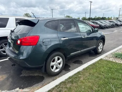 More photos of 2013 Nissan Rogue S at Indy Auto Man - Westfield, IN