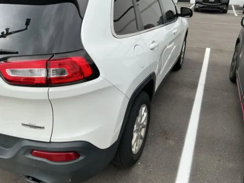 Another view of 2016 Jeep Cherokee Latitude for sale in Westfield, IN at Indy Auto Man - Westfield