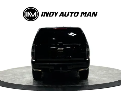 More photos of 2008 Chevrolet Suburban 1500 LTZ at Indy Auto Man - Westfield, IN