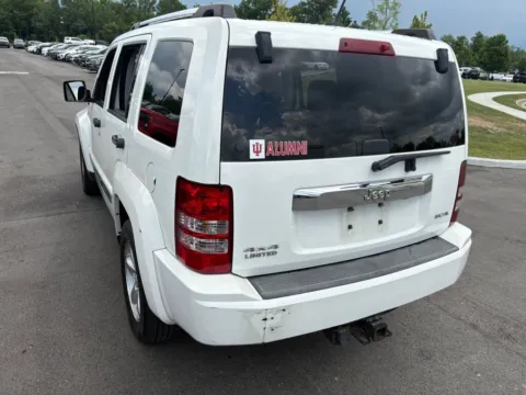 More photos of 2008 Jeep Liberty Limited at Indy Auto Man - Westfield, IN
