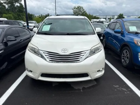 Photos of 2017 Toyota Sienna Limited Premium 7 Passenger for sale in Westfield, IN at Indy Auto Man - Westfield