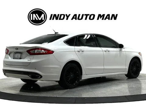 More photos of 2016 Ford Fusion SE at Indy Auto Man - Westfield, IN