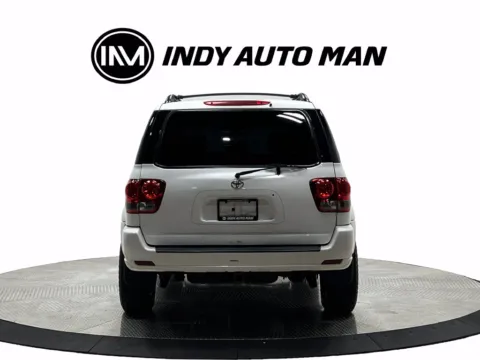 More photos of 2006 Toyota Sequoia SR5 at Indy Auto Man - Westfield, IN
