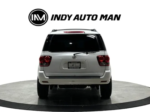 More photos of 2006 Toyota Sequoia SR5 at Indy Auto Man - Westfield, IN