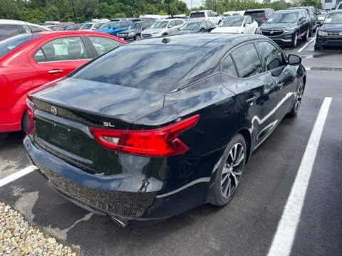 More photos of 2018 Nissan Maxima 3.5 SL at Indy Auto Man - Westfield, IN