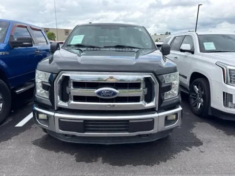Photos of 2015 Ford F-150 XLT for sale in Westfield, IN at Indy Auto Man - Westfield