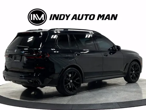 More photos of 2025 BMW X7 M60i at Indy Auto Man - Westfield, IN
