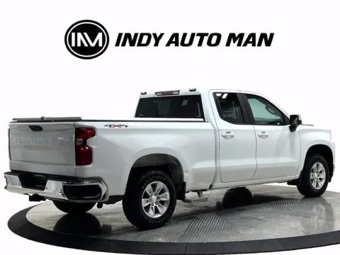More photos of 2020 Chevrolet Silverado 1500 LT at Indy Auto Man - Westfield, IN