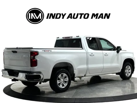 More photos of 2020 Chevrolet Silverado 1500 LT at Indy Auto Man - Westfield, IN