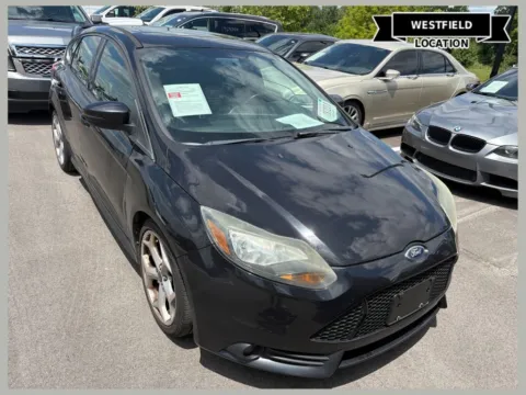 Black 2013 Ford Focus ST for sale in Westfield, IN