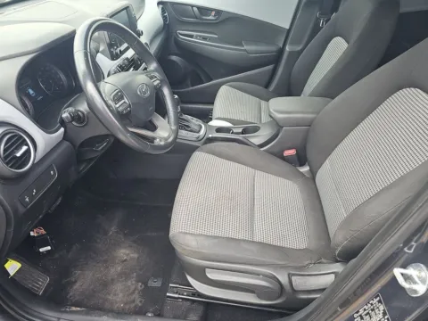 More photos of 2018 Hyundai Kona SEL at Indy Auto Man - Westfield, IN
