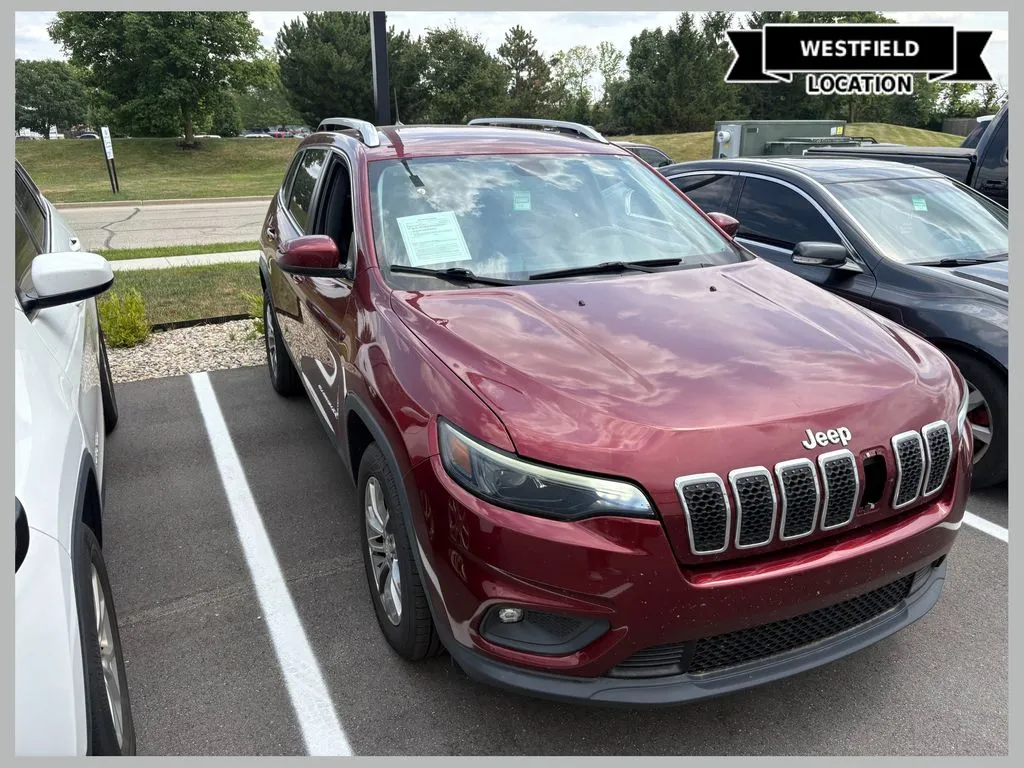 Red 2019 Jeep Cherokee Latitude Plus for sale in Westfield, IN
