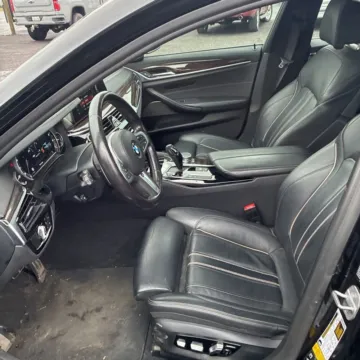 More photos of 2018 BMW 5 Series M550i xDrive at Indy Auto Man - Westfield, IN