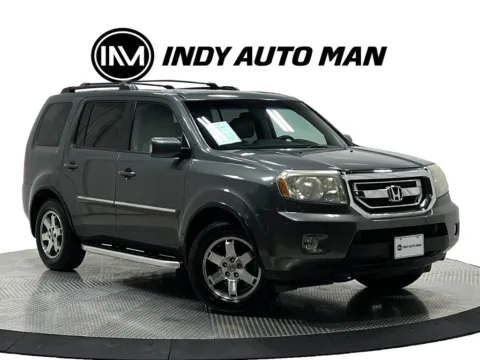 Photos of 2009 Honda Pilot Touring for sale in Westfield, IN at Indy Auto Man - Westfield