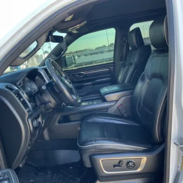 More photos of 2020 Ram 1500 Limited at Indy Auto Man - Westfield, IN