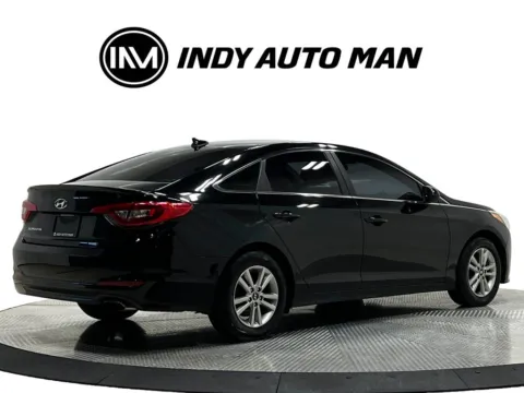 More photos of 2017 Hyundai Sonata at Indy Auto Man - Westfield, IN