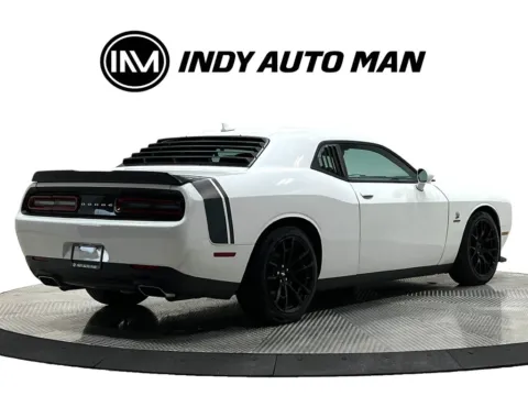 More photos of 2016 Dodge Challenger R/T Scat Pack at Indy Auto Man - Westfield, IN