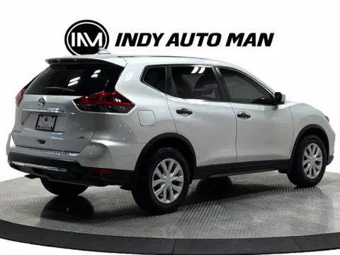 More photos of 2018 Nissan Rogue S at Indy Auto Man - Westfield, IN