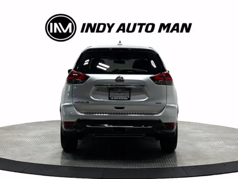 More photos of 2018 Nissan Rogue S at Indy Auto Man - Westfield, IN