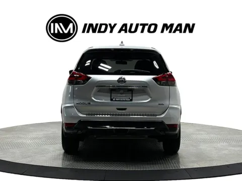 More photos of 2018 Nissan Rogue S at Indy Auto Man - Westfield, IN
