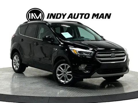 Photos of 2017 Ford Escape SE for sale in Westfield, IN at Indy Auto Man - Westfield