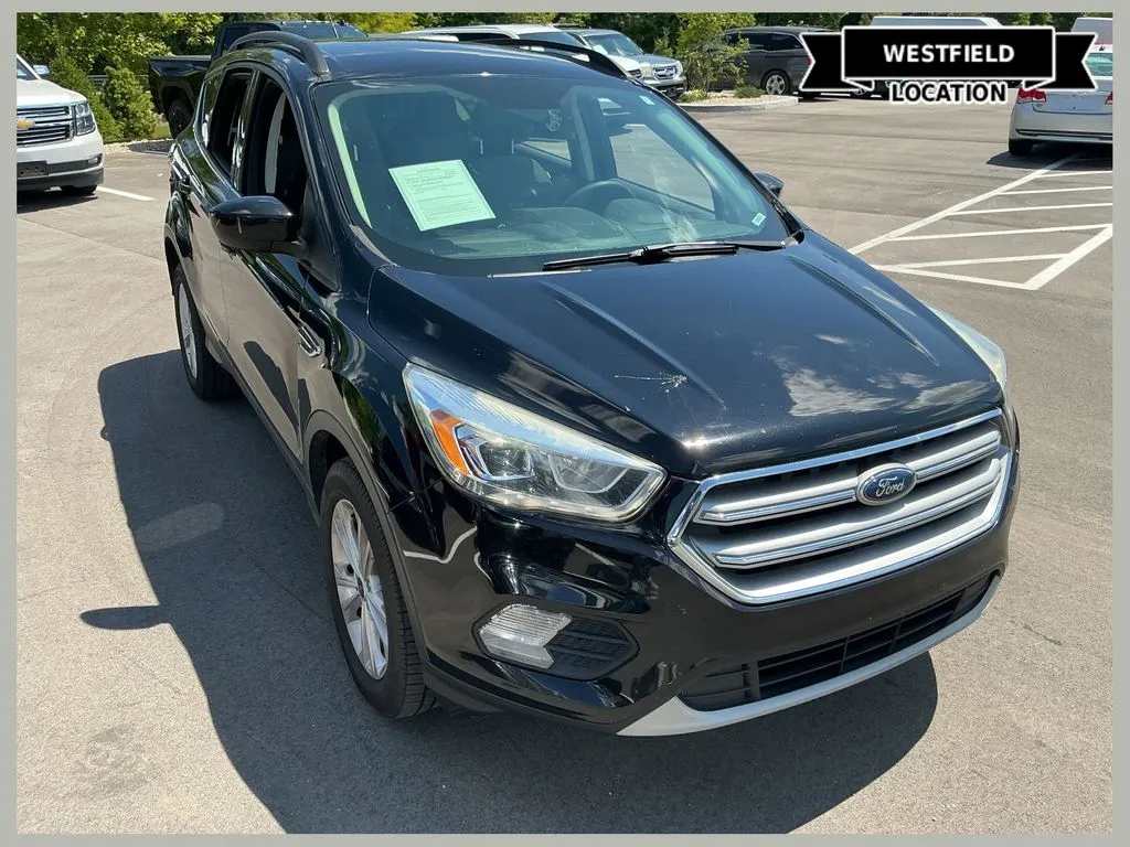 Black 2017 Ford Escape SE for sale in Westfield, IN