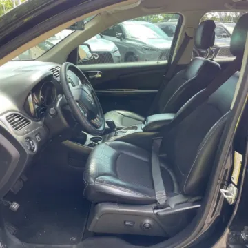 More photos of 2018 Dodge Journey Crossroad at Indy Auto Man - Westfield, IN
