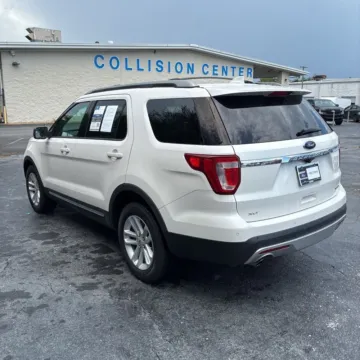 More photos of 2016 Ford Explorer XLT at Indy Auto Man - Westfield, IN