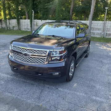 Photos of 2018 Chevrolet Suburban LT for sale in Westfield, IN at Indy Auto Man - Westfield