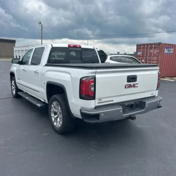 More photos of 2018 GMC Sierra 1500 SLT at Indy Auto Man - Westfield, IN