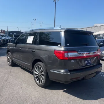 More photos of 2018 Lincoln Navigator Select at Indy Auto Man - Westfield, IN