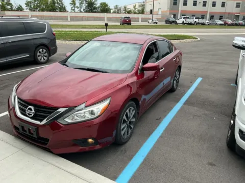 Photos of 2017 Nissan Altima 2.5 SV for sale in Westfield, IN at Indy Auto Man - Westfield