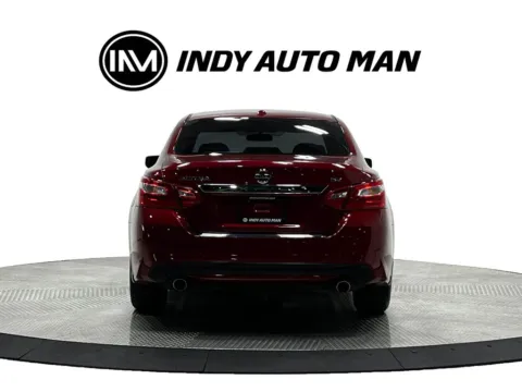 More photos of 2017 Nissan Altima 2.5 SV at Indy Auto Man - Westfield, IN