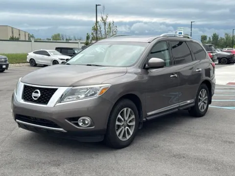 Another view of 2014 Nissan Pathfinder SL for sale in Westfield, IN at Indy Auto Man - Westfield