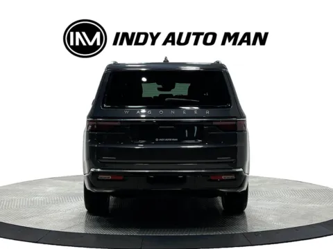 More photos of 2022 Jeep Wagoneer Series III at Indy Auto Man - Westfield, IN