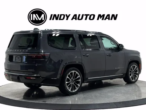 More photos of 2022 Jeep Wagoneer Series III at Indy Auto Man - Westfield, IN