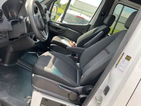 More photos of 2024 Mercedes-Benz Sprinter 2500 Passenger 144 WB at Indy Auto Man - Westfield, IN
