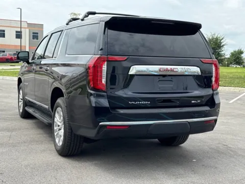 More photos of 2022 GMC Yukon XL SLT at Indy Auto Man - Westfield, IN