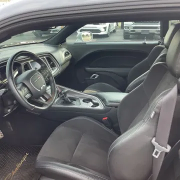 More photos of 2022 Dodge Challenger R/T at Indy Auto Man - Westfield, IN