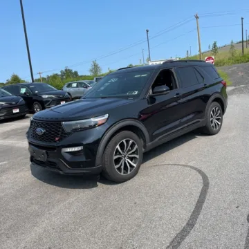 Photos of 2020 Ford Explorer ST for sale in Westfield, IN at Indy Auto Man - Westfield