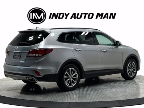 More photos of 2018 Hyundai Santa Fe SE at Indy Auto Man - Westfield, IN