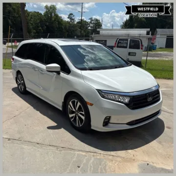 White 2022 Honda Odyssey Touring for sale in Westfield, IN