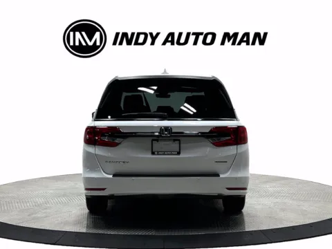 More photos of 2022 Honda Odyssey Touring at Indy Auto Man - Westfield, IN