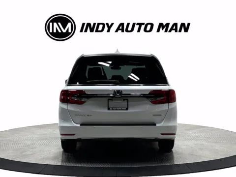 More photos of 2022 Honda Odyssey Touring at Indy Auto Man - Westfield, IN