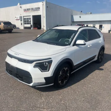 Photos of 2023 Kia Niro EV Wind for sale in Westfield, IN at Indy Auto Man - Westfield