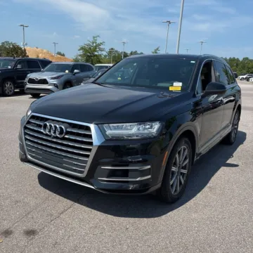 Photos of 2018 Audi Q7 3.0T Prestige quattro for sale in Westfield, IN at Indy Auto Man - Westfield