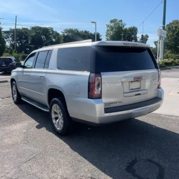 More photos of 2017 GMC Yukon XL SLT at Indy Auto Man - Westfield, IN