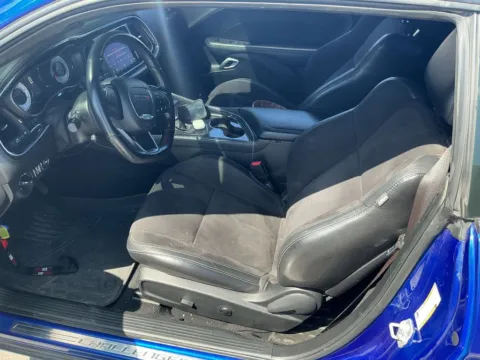 More photos of 2022 Dodge Challenger R/T at Indy Auto Man - Westfield, IN