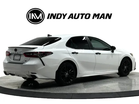 More photos of 2022 Toyota Camry Hybrid Nightshade at Indy Auto Man - Westfield, IN